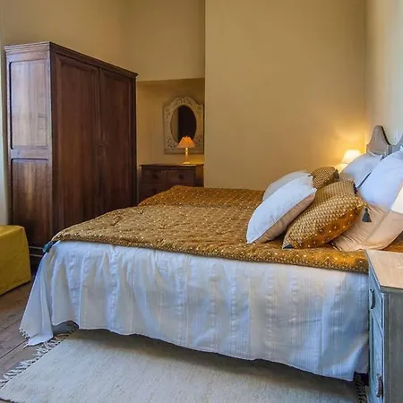 Holiday home Commanderie De Rulhe Le